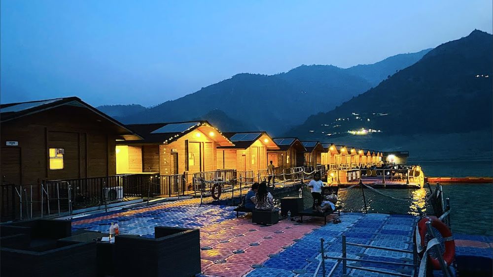 tehri floating huts
